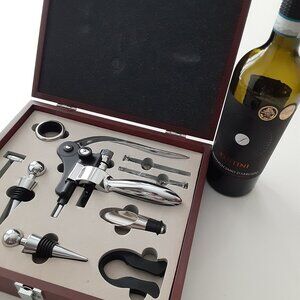 Leeds -Fancy Wine opener Set 1400-86WD Executive Wine Collectors Set Woo…